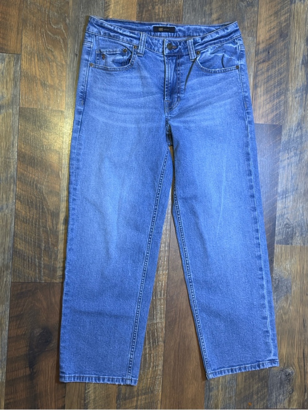 Frye Cropped Straight Jeans Embroidered Back Pockets Size 26